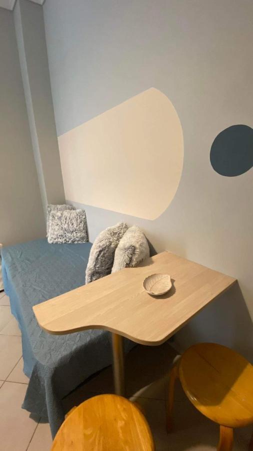 Cozy Minimal Apartment Пирея Екстериор снимка